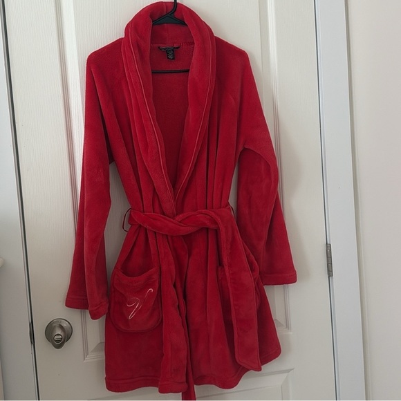 Victoria's Secret Logo Short Fleece Soft Cozy Robe Size XS/S Vibrant Red Robe - Picture 9 of 11